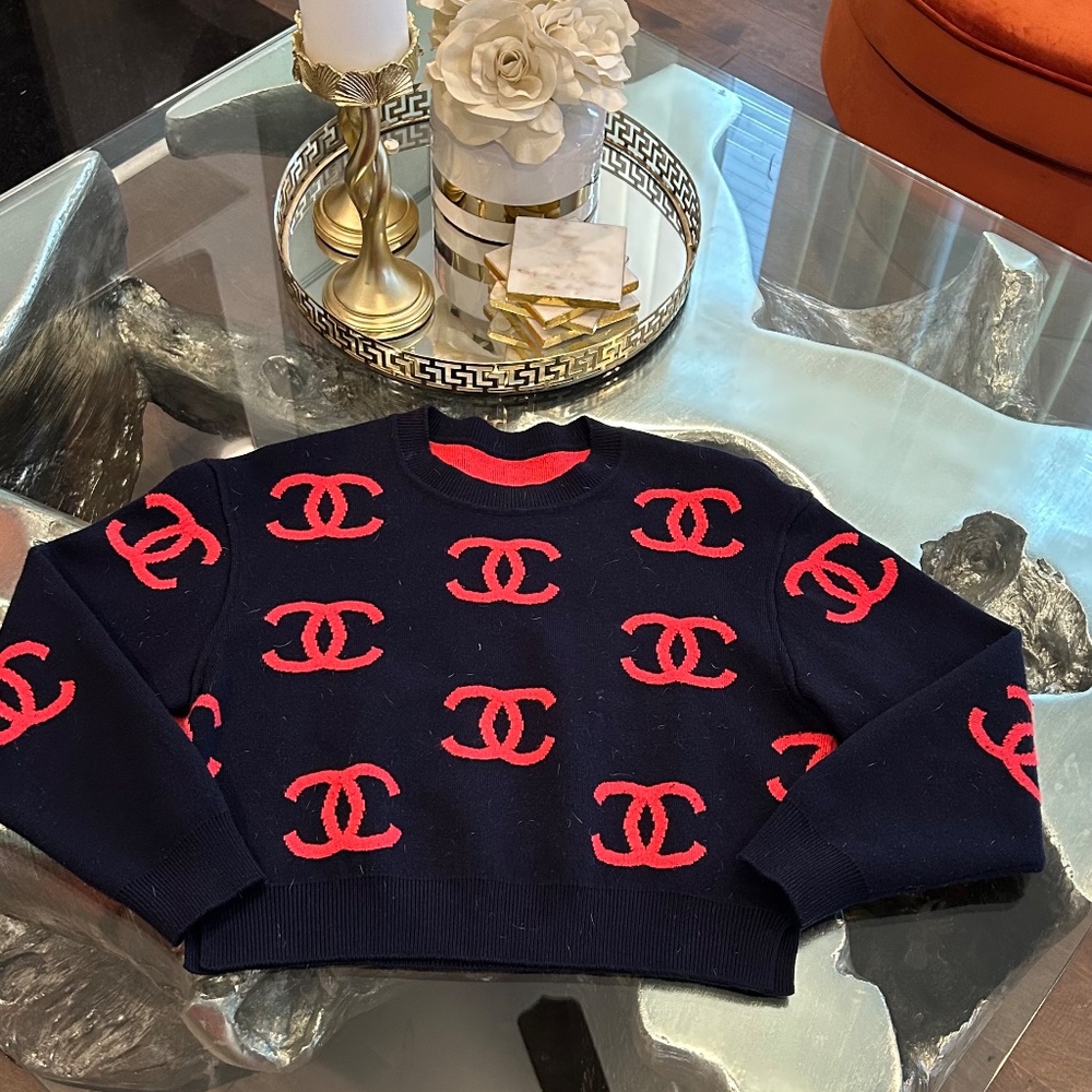 navy blue and red chanel sweater - Picture 2 of 5
